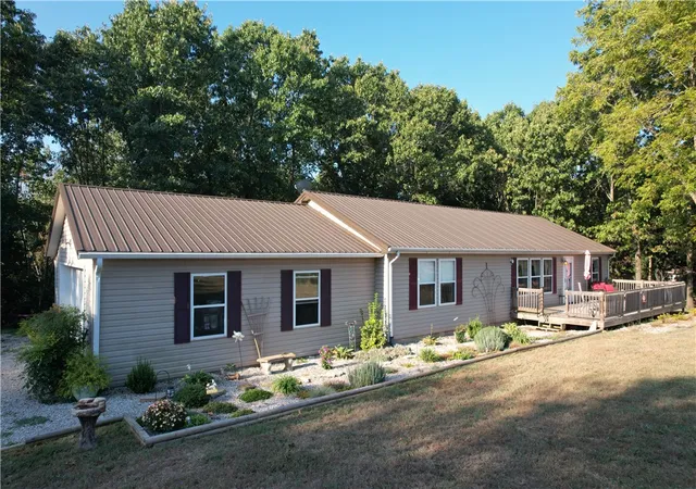 Photo 3 of Single family home for sale at 12055 Brg Mountain Dr, Omaha, AR 72662 | MLS# 1362339 | Listing updated on 2026-09-18