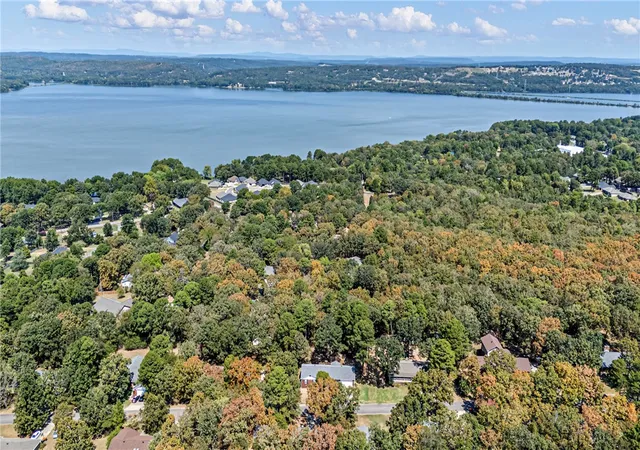 Photo 2 of Single family home for sale at 129 Dawn Cir, Russellville, AR 72802 | MLS# 1362535 | Listing updated on 2026-09-18