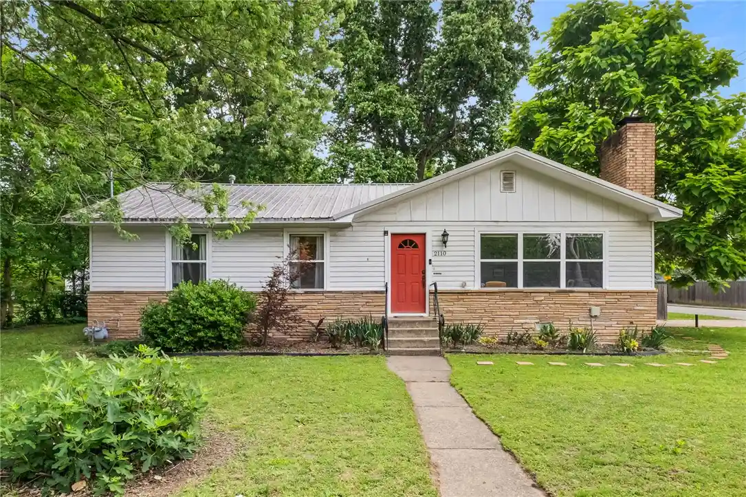 Photo 1 of Sale Pending at 2110 W Holly St, Fayetteville, AR 72703 | MLS# 1362522 | Listing updated on 2026-10-23