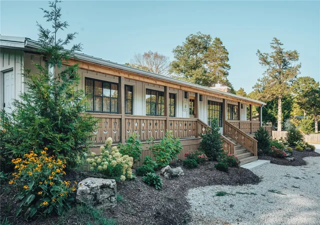 Photo 1 of Single family home for sale at 106 W Highway 74, Jasper, AR 72641 | MLS# 1362595 | Listing updated on 2026-09-19