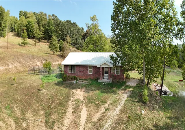 Photo 1 of Sale Pending at 60251 Highway 59, Watts, OK 74964 | MLS# 1362246 | Listing updated on 2026-09-30