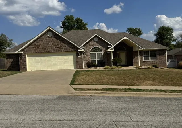 Photo 2 of Single family home for sale at 705 N 27th Street, Rogers, AR 72756 | MLS# 1362585 | Listing updated on 2026-09-23