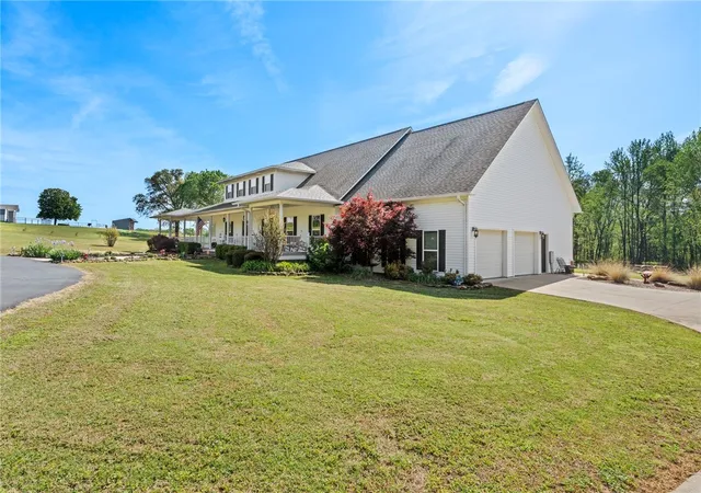 Photo 3 of Single family home for sale at 3110 Highway 282, Van Buren, AR 72956 | MLS# 1362554 | Listing updated on 2026-09-19