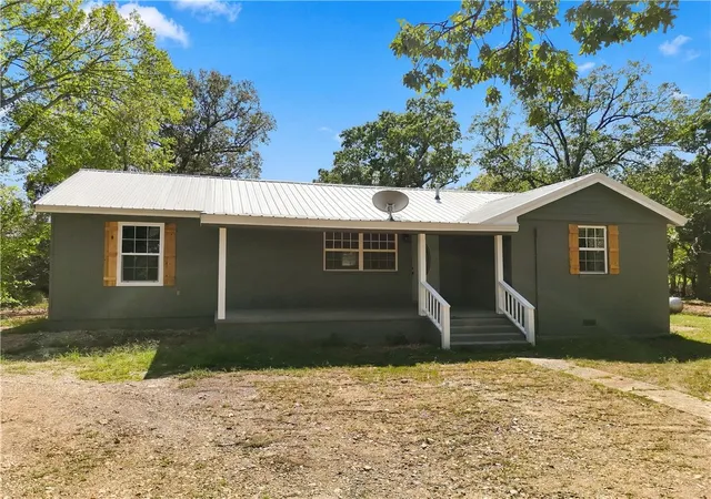 Photo 2 of Sale Pending at 471846 E 840 Road, Stilwell, OK 74960 | MLS# 1362686 | Listing updated on 2026-09-26