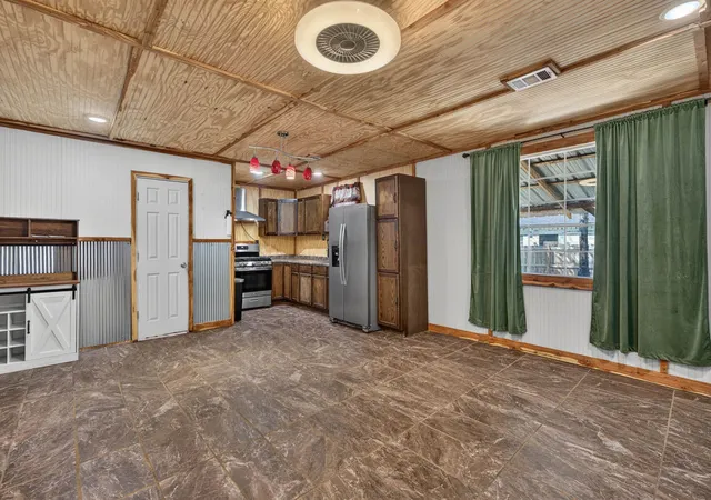 Photo 2 of Single family home for sale at 110 Sw 8th Street, Muldrow, OK 74948 | MLS# 1362718 | Listing updated on 2026-10-05