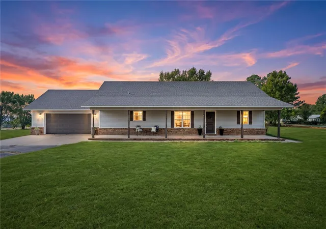 Photo 1 of Sale Pending at 11206 N Highway 348, Mountainburg, AR 72946 | MLS# 1362763 | Listing updated on 2026-09-29