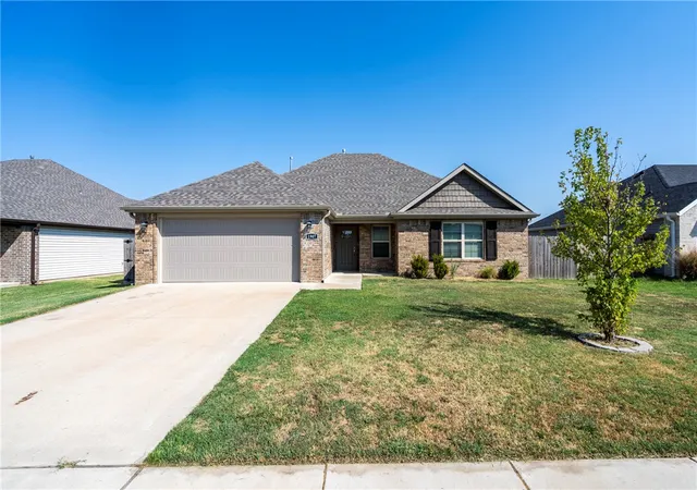 Photo 1 of Single family home for sale at 1907 Hudson Dr, Siloam Springs, AR 72761 | MLS# 1362381 | Listing updated on 2026-09-21