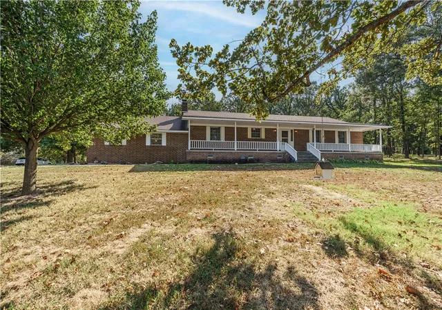 Photo 1 of Sale Pending at 301 County Rd 430, Berryville, AR 72616 | MLS# 1362706 | Listing updated on 2026-10-01