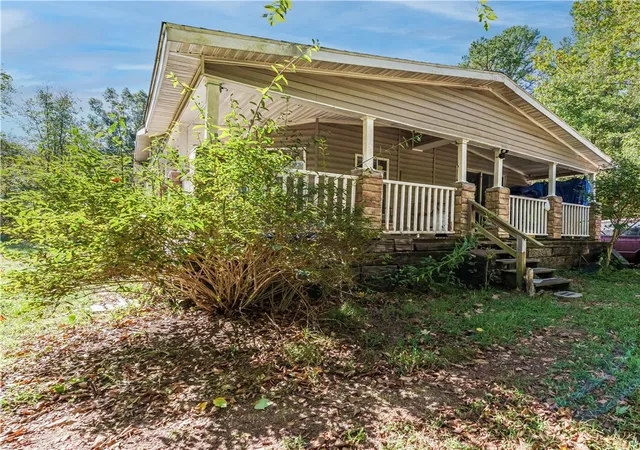 Photo 2 of Manufactured home for sale at 3763 County Rd 302, Eureka Springs, AR 72632 | MLS# 1362780 | Listing updated on 2026-09-25