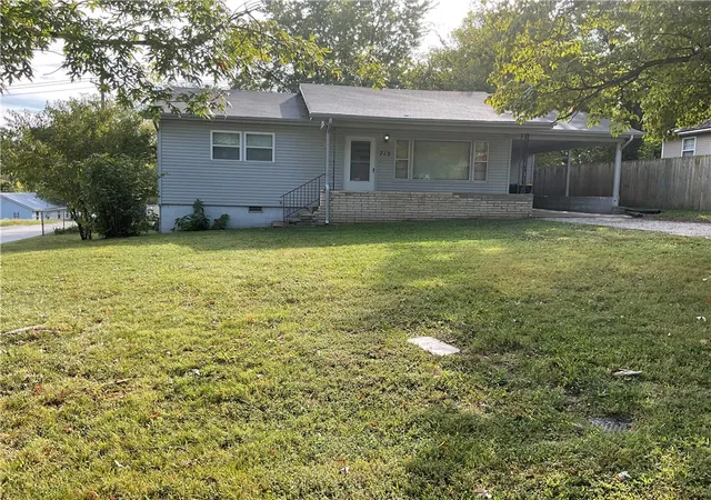 Photo 1 of Sale Pending at 713 N Robinson St, Harrison, AR 72601 | MLS# 1362841 | Listing updated on 2026-09-30