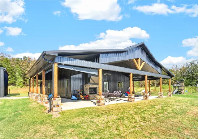 Photo 3 of Sale Pending at 14260 219 Highway, Ozark, AR 72949 | MLS# 1362741 | Listing updated on 2026-09-30