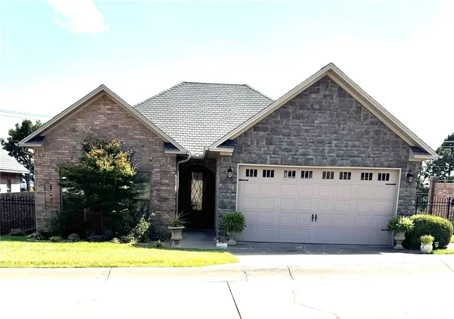 Photo 1 of Sale Pending at 81 Village Ct, Russellville, AR 72802 | MLS# 1362464 | Listing updated on 2026-09-24