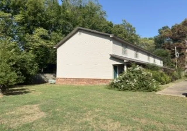 Photo 3 of Sale Pending at 225 E L St, Russellville, AR 72801 | MLS# 1362802 | Listing updated on 2026-10-09