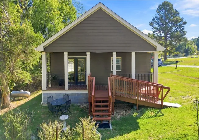 Photo 1 of Sale Pending at 22661 Lakeview Rd, Springdale, AR 72764 | MLS# 1362845 | Listing updated on 2026-09-28