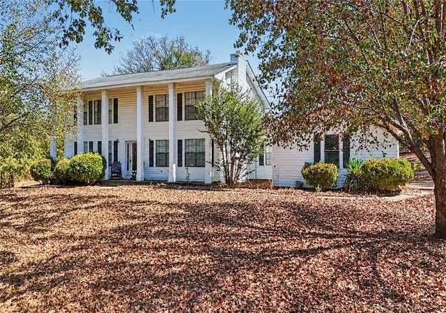 Photo 2 of Single family home for sale at 469331 1105 Road, Muldrow, OK 74948 | MLS# 1362943 | Listing updated on 2026-09-28