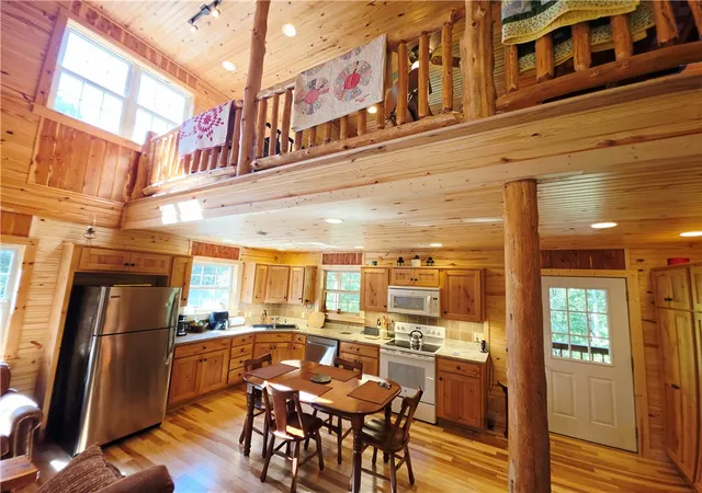 Photo 3 of Sale Pending at 62 Nc 2865, Marble Falls, AR 72648 | MLS# 1362672 | Listing updated on 2026-10-04