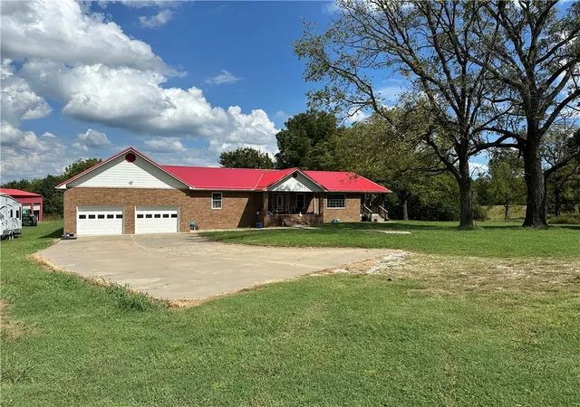 Photo 2 of Single family home for sale at 9031 Ar 74 E, Jasper, AR 72641 | MLS# 1362970 | Listing updated on 2026-09-23