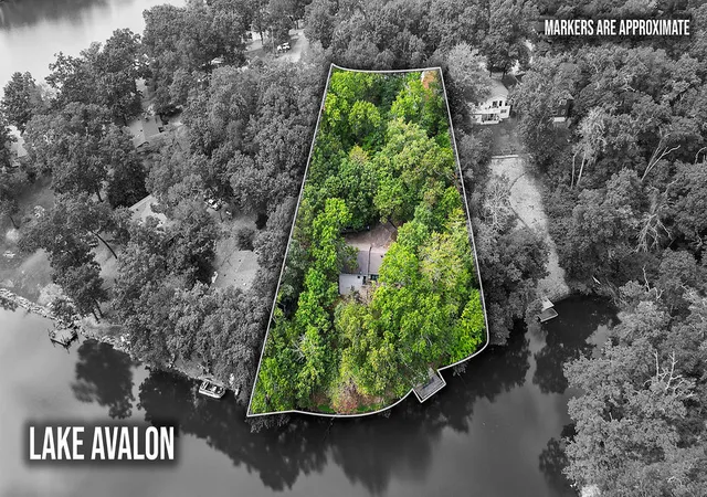 Photo 3 of Single family home for sale at 21 Eaton Cir, Bella Vista, AR 72715 | MLS# 1362680 | Listing updated on 2026-10-09