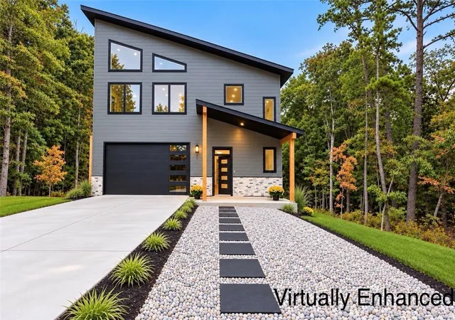 Photo 1 of Single family home for sale at 9 Abbotsley Ln, Bella Vista, AR 72714 | MLS# 1362952 | Listing updated on 2026-09-27