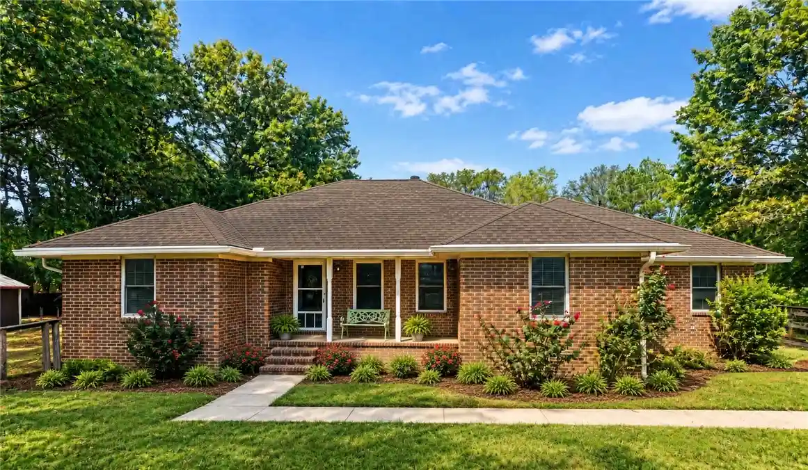Photo 1 of Single family home for sale at 12493 Little Elm Rd, Farmington, AR 72730 | MLS# 1363077 | Listing updated on 2026-10-23