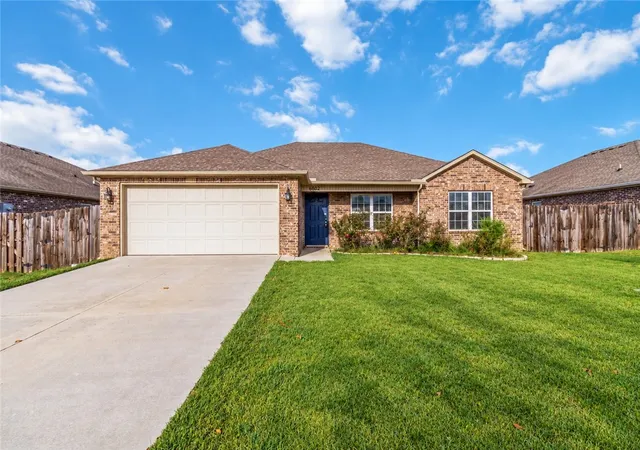 Photo 1 of Single family home for sale at 6802 Sw Pilgrim Rd, Bentonville, AR 72713 | MLS# 1362573 | Listing updated on 2026-10-03