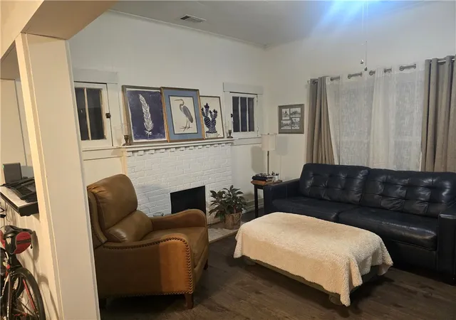 Photo 1 of Single family home for sale at 208 Cemetery St, Clarksville, AR 72830 | MLS# 1363061 | Listing updated on 2026-09-25