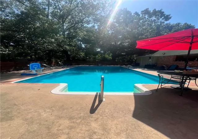 Photo 3 of Single family home for sale at 307 S Phoenix Ave, Russellville, AR 72801 | MLS# 1363114 | Listing updated on 2026-09-25