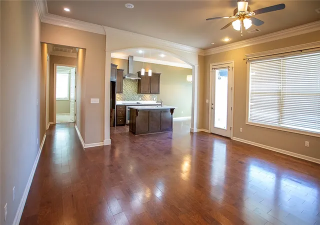 Photo 3 of Sale Pending at 136 Swordfish Dr, Russellville, AR 72802 | MLS# 1363250 | Listing updated on 2026-09-25