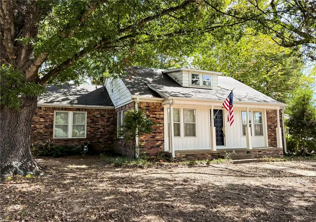 Photo 1 of Single family home for sale at 9320 Market St, Dover, AR 72837 | MLS# 1363139 | Listing updated on 2026-09-29