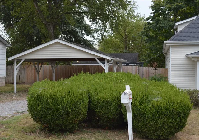 Photo 2 of Single family home for sale at 109 Mccormick St, Prairie Grove, AR 72753 | MLS# 1363379 | Listing updated on 2026-10-11