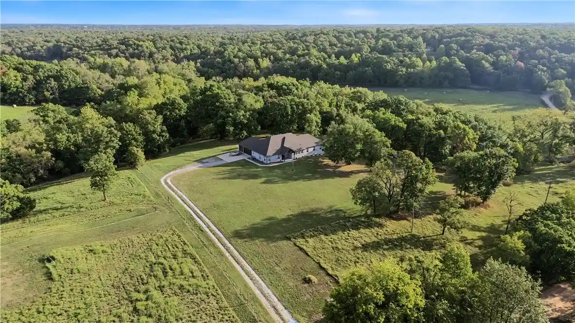 Photo 1 of Single family home for sale at 15040 Parrick Rd, Gravette, AR 72736 | MLS# 1363421 | Listing updated on 2026-10-24