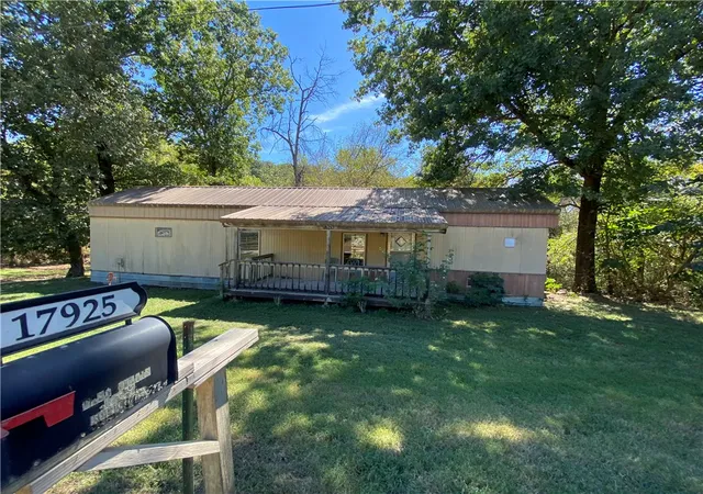 Photo 1 of Sale Pending at 17925 Mccord Rd, Elkins, AR 72727 | MLS# 1363290 | Listing updated on 2026-10-06