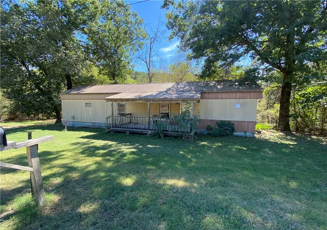 Photo 2 of Sale Pending at 17925 Mccord Rd, Elkins, AR 72727 | MLS# 1363290 | Listing updated on 2026-10-06