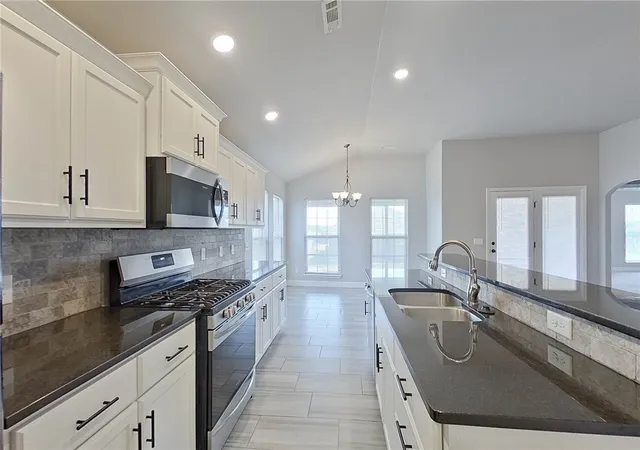 Photo 3 of Single family home for sale at 6106 Nw Hancock St, Bentonville, AR 72713 | MLS# 1363486 | Listing updated on 2026-10-01