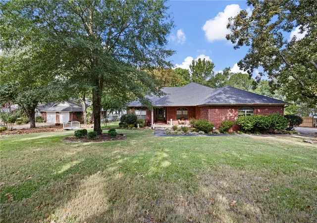 Photo 1 of Single family home for sale at 111 Jennifer Dr, Russellville, AR 72802 | MLS# 1363437 | Listing updated on 2026-10-05