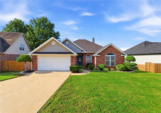 Photo 1 of Sale Pending at 6144 Pleasant Dr, Rogers, AR 72758 | MLS# 1363416 | Listing updated on 2026-10-02