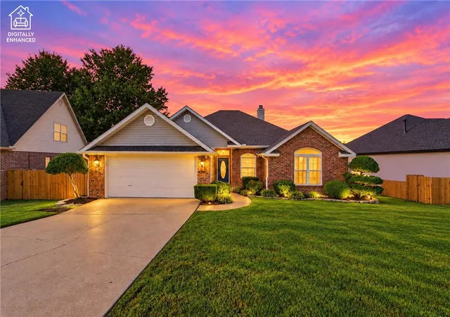 Photo 2 of Sale Pending at 6144 Pleasant Dr, Rogers, AR 72758 | MLS# 1363416 | Listing updated on 2026-10-02