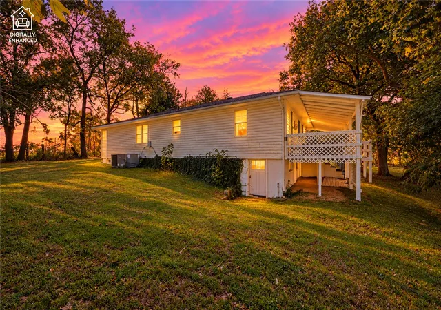 Photo 22 of Single family home for sale at 22562 Highway 412, Huntsville, AR 72740 | MLS# 1363516 | Listing updated on 2026-09-29