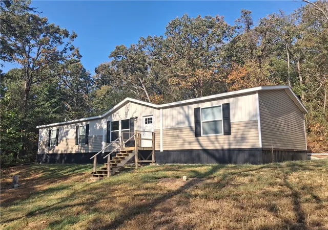 Photo 3 of Manufactured home for sale at 161 County Rd 851, Green Forest, AR 72638 | MLS# 1363566 | Listing updated on 2026-09-29