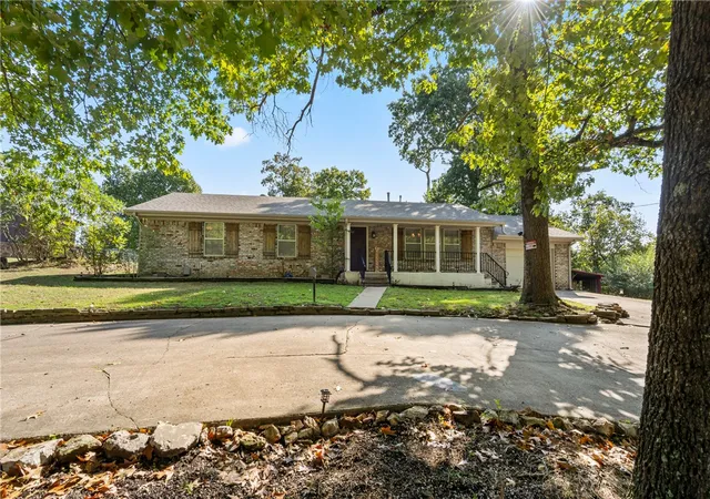 Photo 2 of Single family home for sale at 3407 Ridge Rd, Siloam Springs, AR 72761 | MLS# 1363025 | Listing updated on 2026-10-09