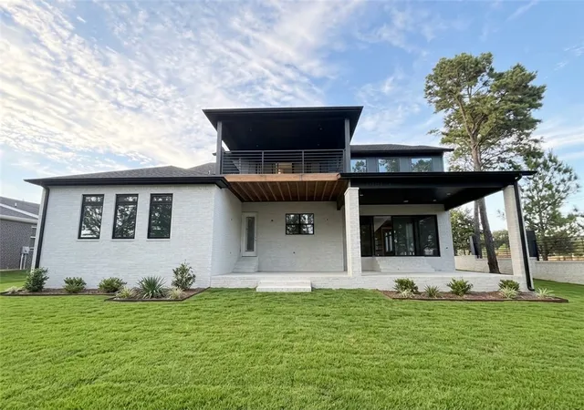 Photo 2 of Single family home for sale at 1301 Westridge Ln, Centerton, AR 72719 | MLS# 1363350 | Listing updated on 2026-10-11