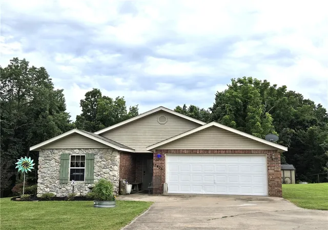 Photo 1 of Single family home for sale at 13405 Stidham Ln, Hiwasse, AR 72739 | MLS# 1360535 | Listing updated on 2026-09-30