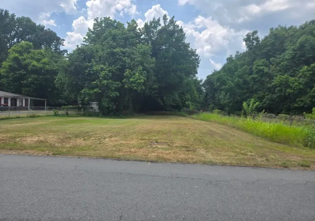 Photo 1 of Land for sale at 2102 S Georgia St, Pine Bluff, AR 71601 | MLS# 1363674 | Listing updated on 2026-09-30
