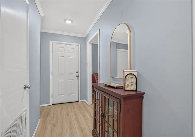 Photo 3 of Single family home for sale at 10713 Edgewater Rd, Fort Smith, AR 72903 | MLS# 1363513 | Listing updated on 2026-09-30