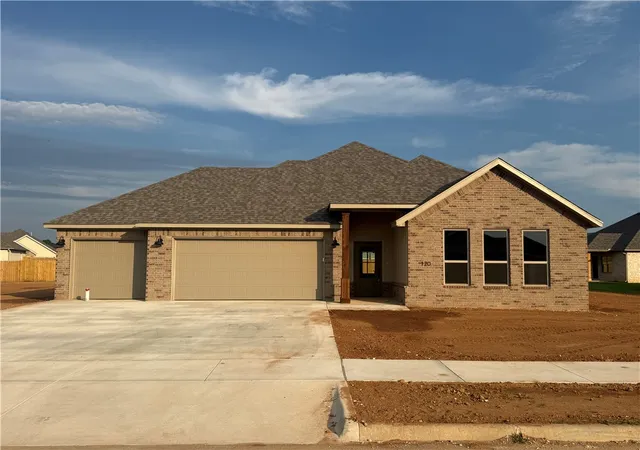 Photo 1 of Single family home for sale at 120 Bloodhound Ave, Farmington, AR 72730 | MLS# 1363708 | Listing updated on 2026-10-11