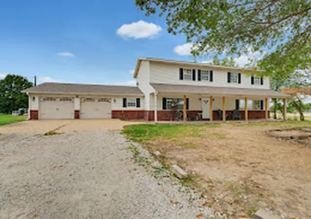 Photo 2 of Single family home for sale at 3851 Old Hwy 68, Springdale, AR 72762 | MLS# 1363794 | Listing updated on 2026-10-01