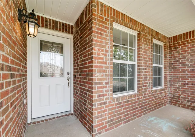 Photo 3 of Single family home for sale at 6102 S 39th Street, Rogers, AR 72758 | MLS# 1363891 | Listing updated on 2026-10-01