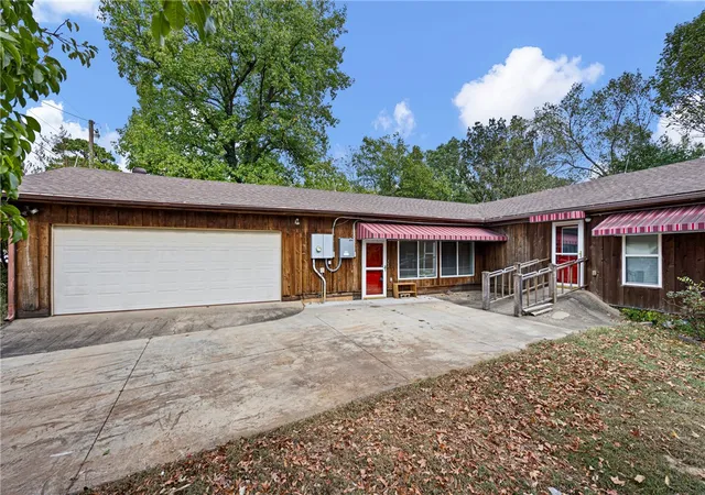 Photo 1 of Single family home for sale at 37 Gilbert Ln, Dover, AR 72837 | MLS# 1363948 | Listing updated on 2026-10-06