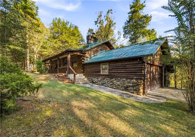 Photo 1 of Single family home for sale at 20370 White Oak Rd, Rogers, AR 72756 | MLS# 1363804 | Listing updated on 2026-10-10