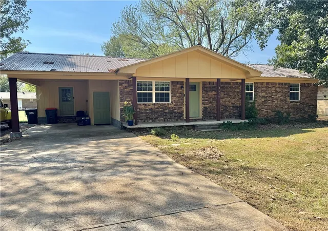 Photo 1 of Sale Pending at 3616 E 4th Street, Russellville, AR 72802 | MLS# 1363595 | Listing updated on 2026-10-07